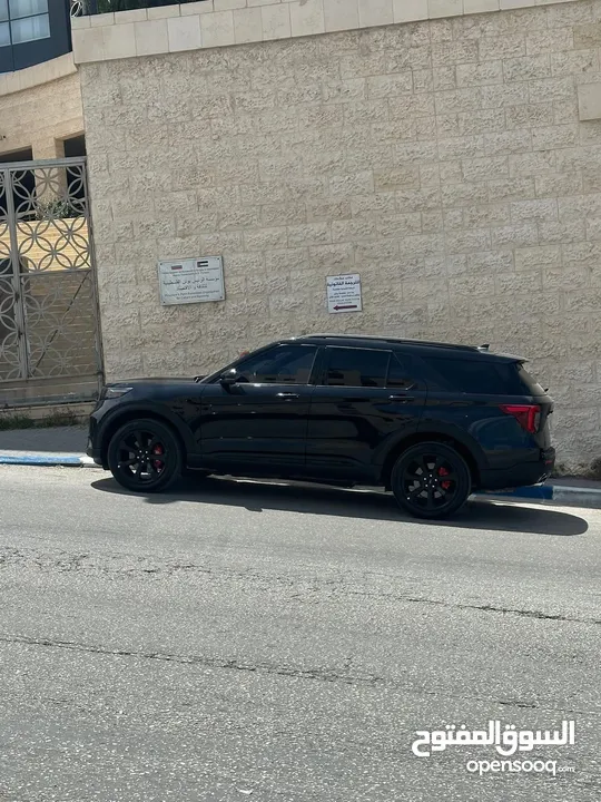 Ford explorer st