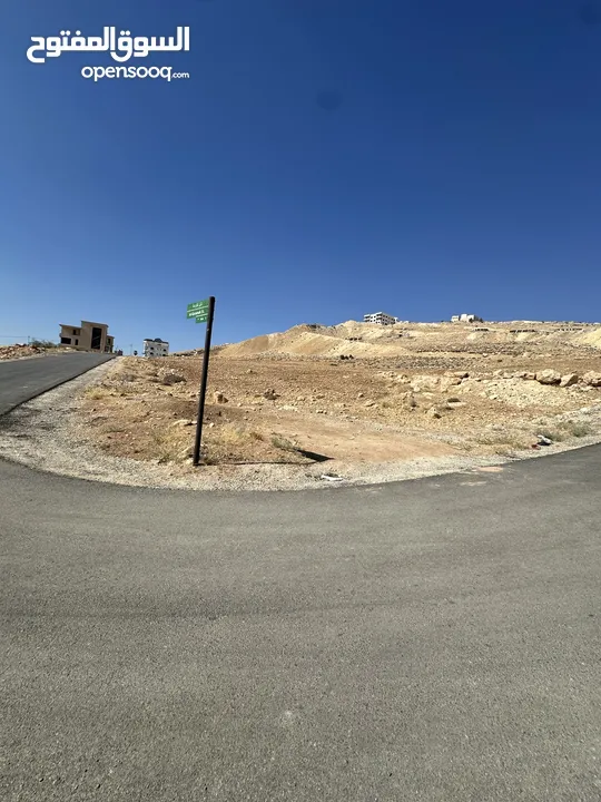 أرض مميزه ع المطل ش الاردن