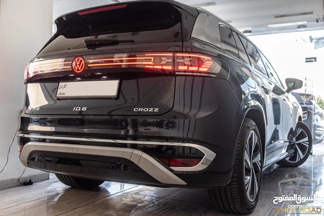 Volkswagen ID6 Crozz Pro 2024 Piano