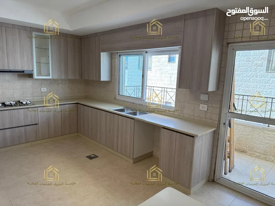شقة فاخرة - دير غبار - 4نوم 2ماستر - 380م - مطبخ فاخر - فايربليس - قرب الخدمات