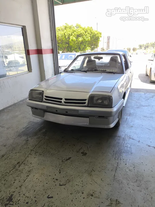 اوبل مانتا opel manta b2 1984 1.8s