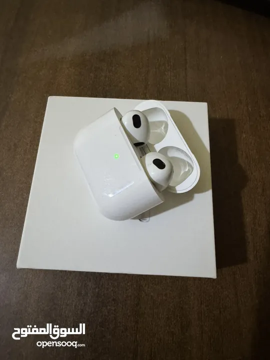 AirPods (3rd generation) with MagSafe Charging Case White