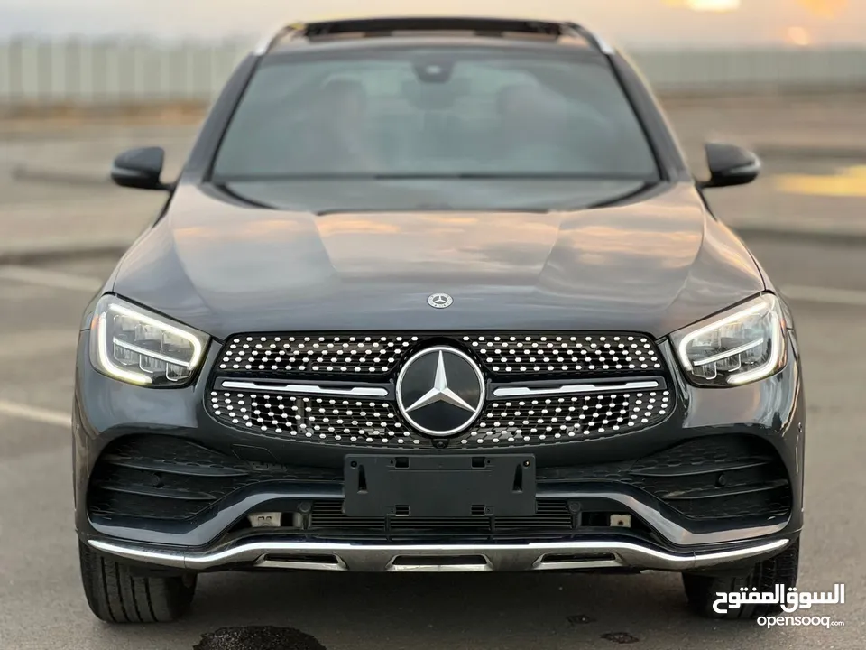 مرسيدس GLC300 بانوراما موديل 2020 رمادي للبيع