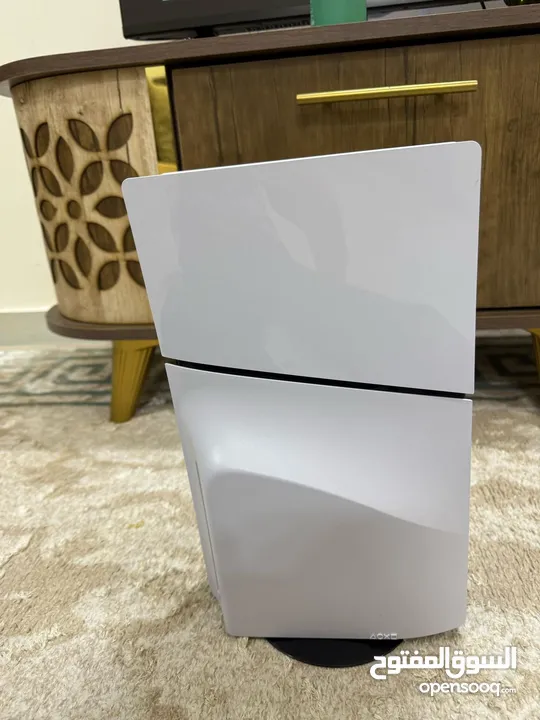 مع يد Ps5 slim