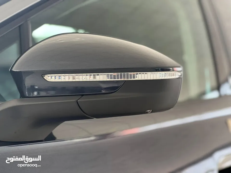 ID.6 2022 Crozz Pro بحال الوكاله عدادات من 7 الاف وحتى 34 الف كم متوفر عدة سيارات واضافات مختلفه