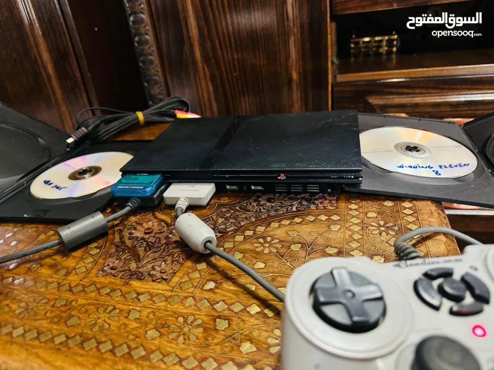 Playstation 2 Slim  بلاستيشن 2 سلم