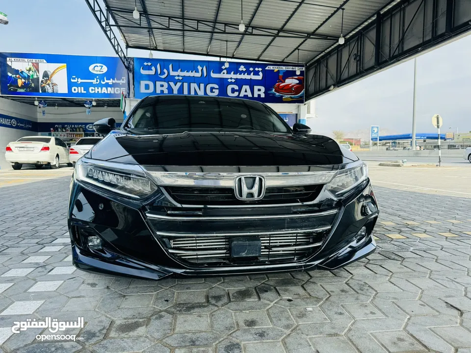 Honda Accord 2021 EXL Perl Black  1.5 turbo.    only low mileage 23,398