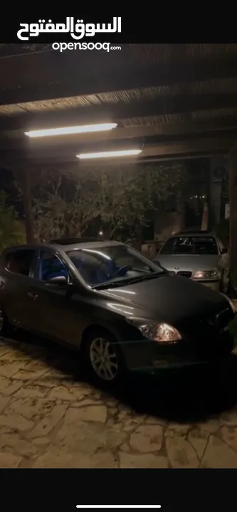 هونداي i30 موديل 2009 عداد 90000 سياره نضيفه ولا أروع بدون حوادث مناسبه للعائلات و الستعمال اليومي