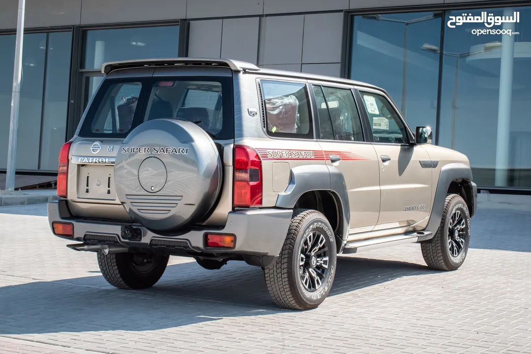 Nissan Patrol Super Safari Gold / Grey 2024 with dealer warranty