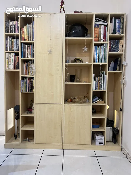 2 x Multipurpose book/decoration cabinets for SALE in excellent condtion