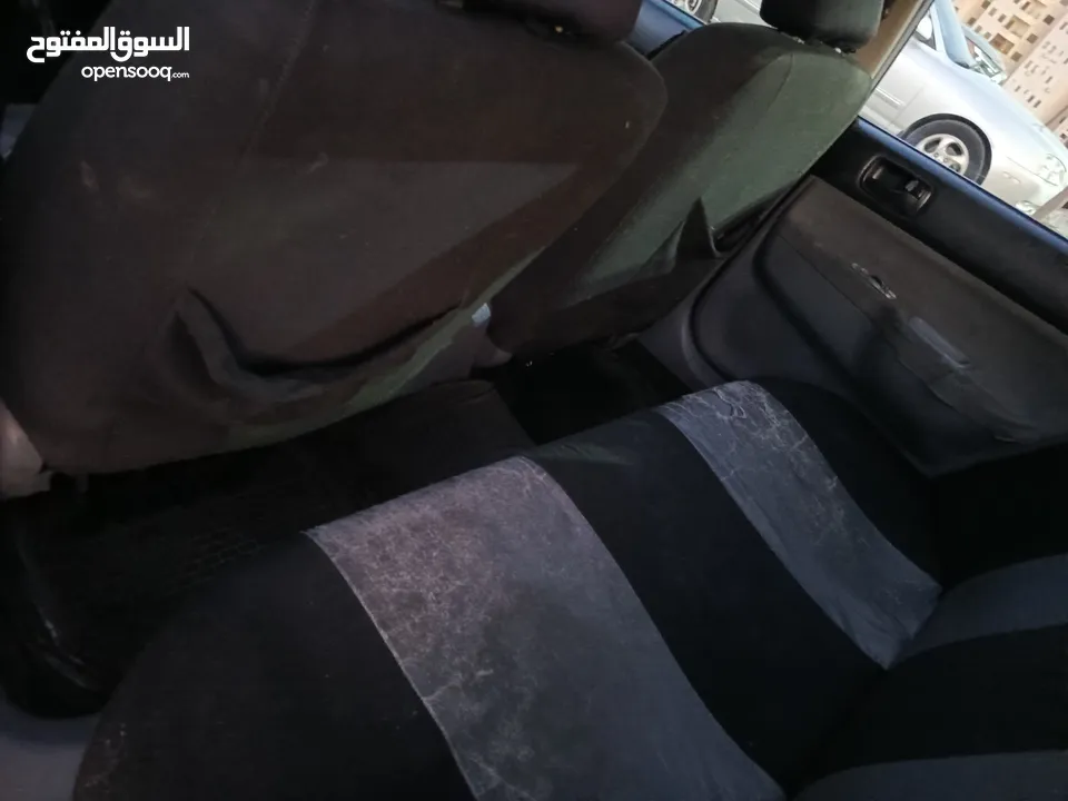ميتسوبيشي لانسر 2011 للبيع