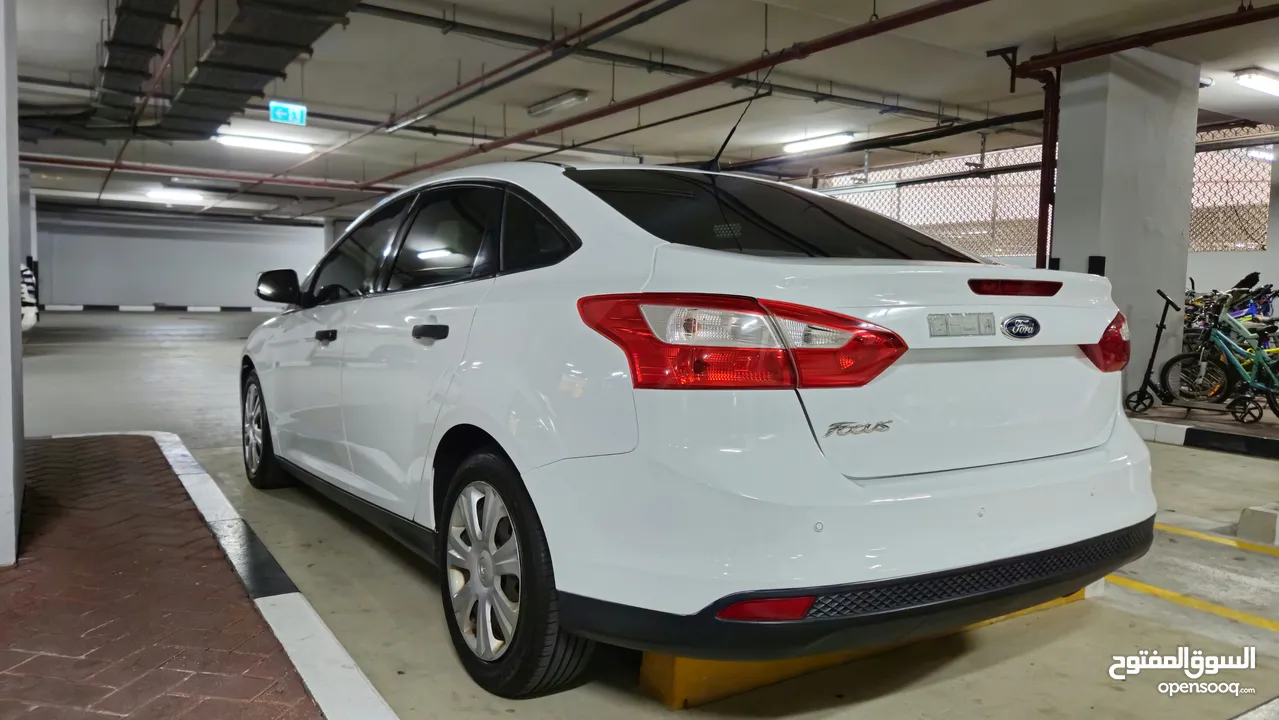 Ford Focus S 2013( Sedan)