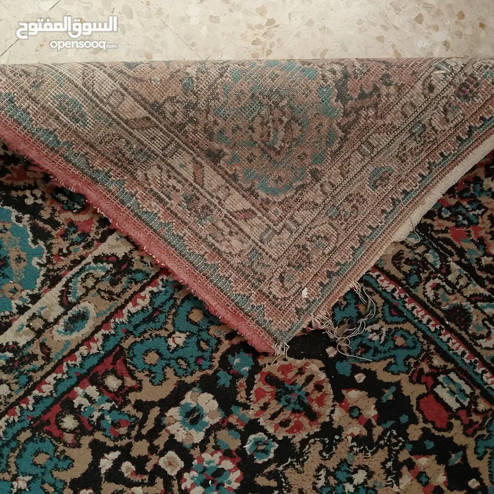 سجاده كبيرة قديمة و لكن أصلية للبيع