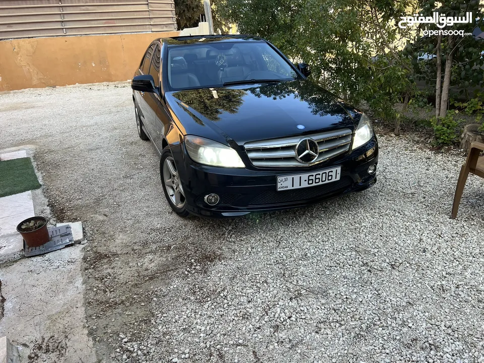 مرسيدس c180 فل كامل فحص كامل  كت Amg اصلي  ممشى قليل 190الف كيلو