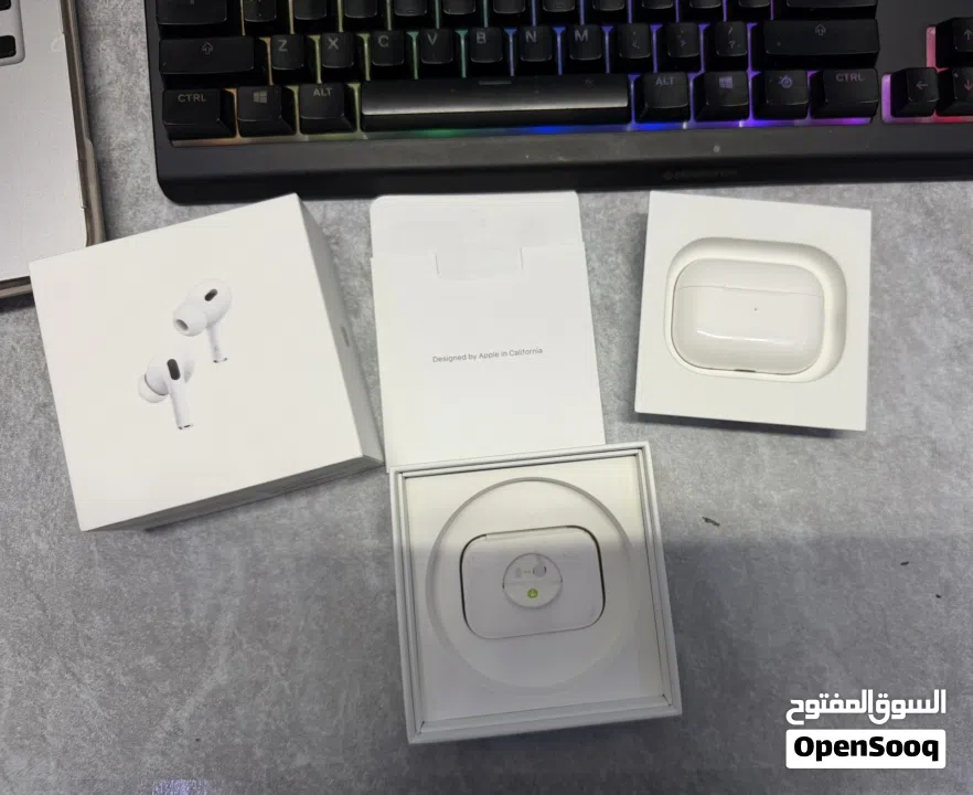 Apple AirPods Pro (2nd generation)  Noise cancellation very good condition