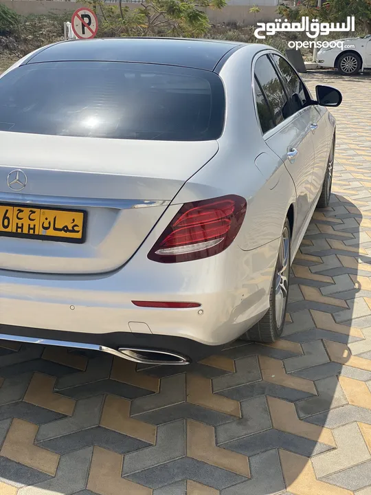 مرسيدس بنز E300 للبيع عرض الخميس الكبير