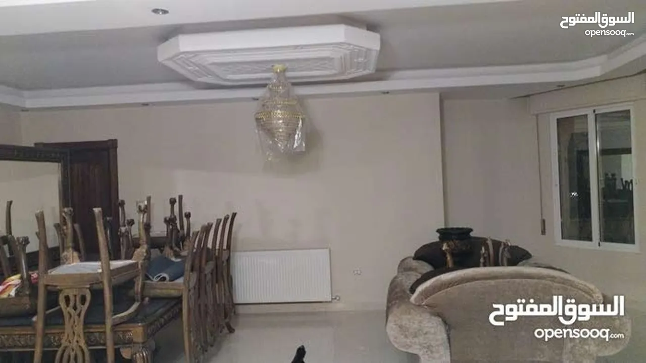 ابو عبد الرحمن لجميع  أعمال الدهان والصيانه العامه والنظافه