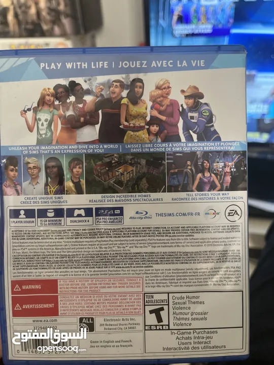 Sims 4 ps4 cd used only 2 times new