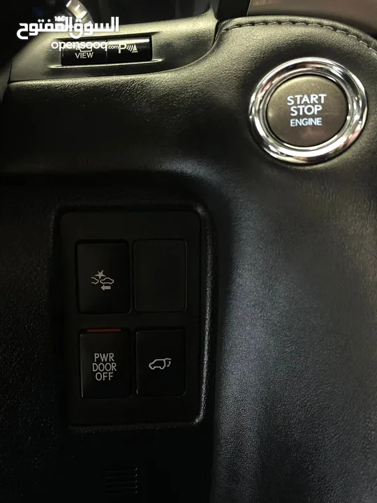 Lexus LX570 2019