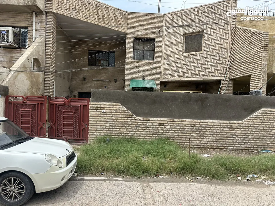 بيت للبيع حي الجهاد جامع النور مقابل الكراج سيارات بالفرع مساحة 200 م واجه 10 نزال 20