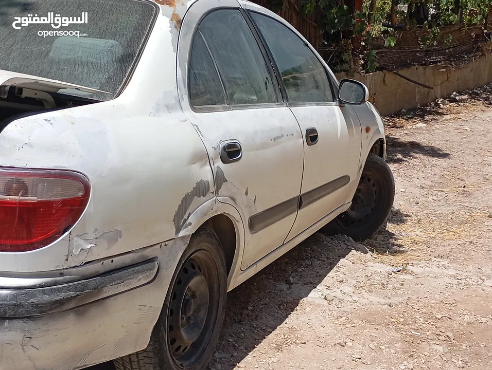 سياره نيسان للبيع ب 1500 شطب