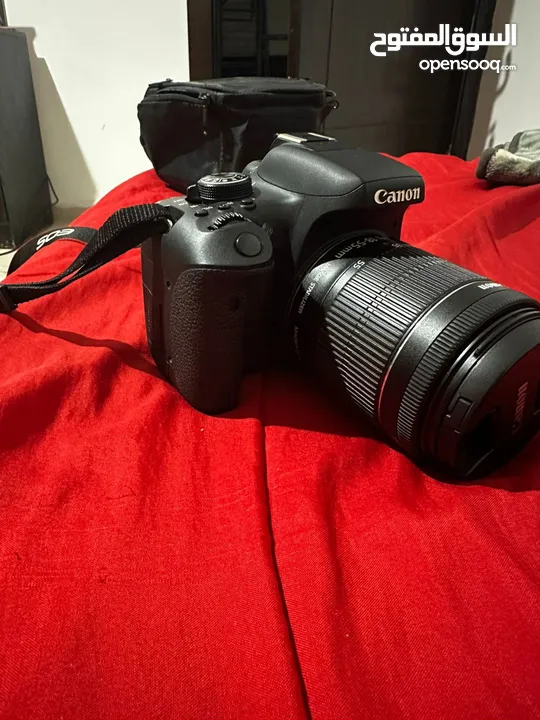 كانون 750D Full frame  شترها 20  و معها عدسه 25 mini معها عدسه 18 -55 ومعها شنتة وشاحن اصلي