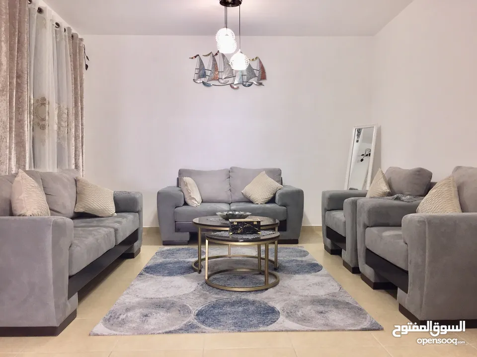 شقة مفروشة شهري