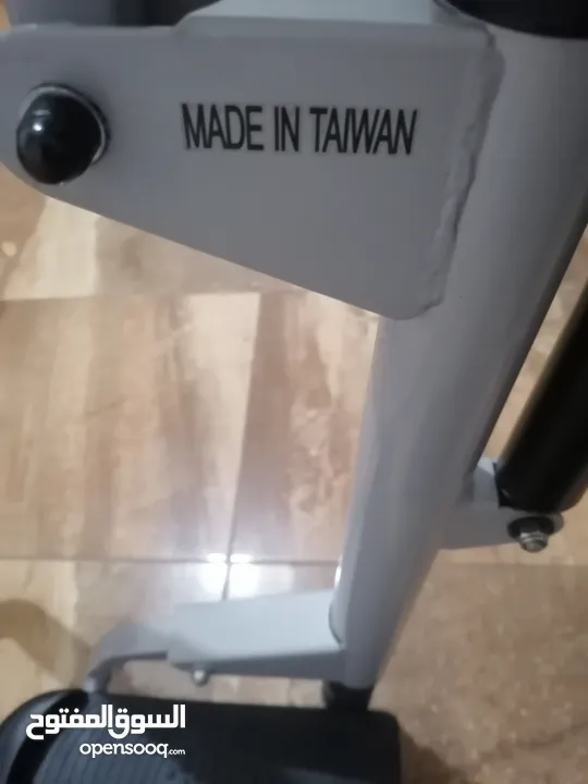 جهاز الغزال الطائر المطور صنع في تايوان تقيل غير تجاري قوي يحتمل اوزان مخصص للنوادي الرياضيه