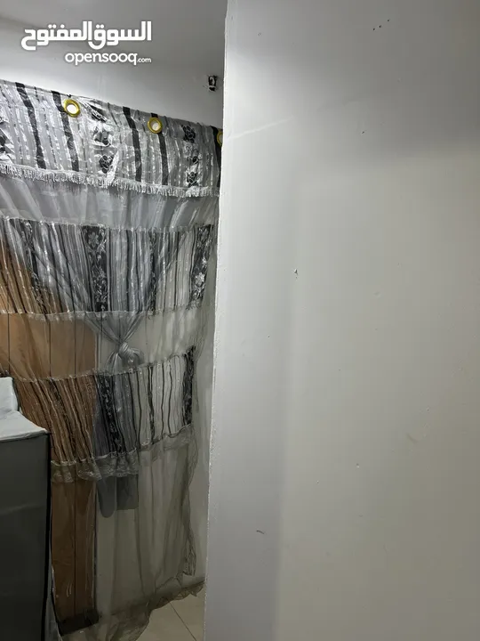 غرفة ماستر بالشعب البحري وبارتشن متاح للايجار Master room and partation available in elshaab