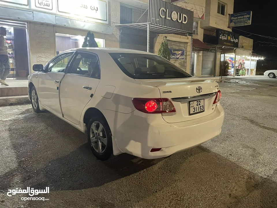 تويوتا كورولا 2013 ماتور 1.8 فحص كامل مرخصة سنة كاملة
