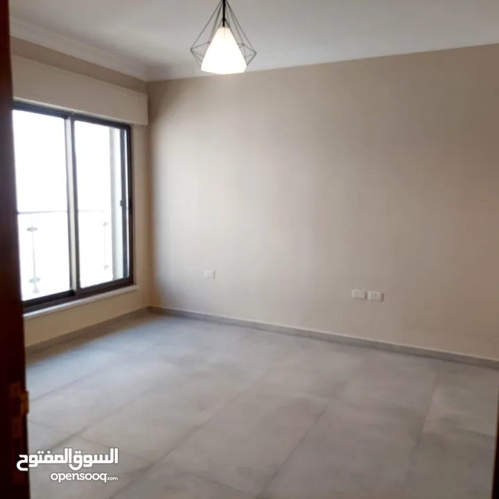 شقة استثمارية للبيع 2 bedroom apartment in a great location It can be invested after purchase with g