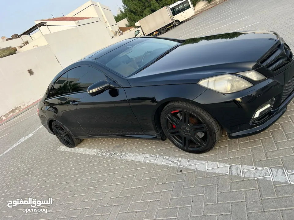 Mercedes Benz E550 - 2010 Coupe Sports AMG