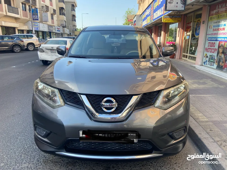 Nissan X-trail, 2017 model, Grey color, Very good condition