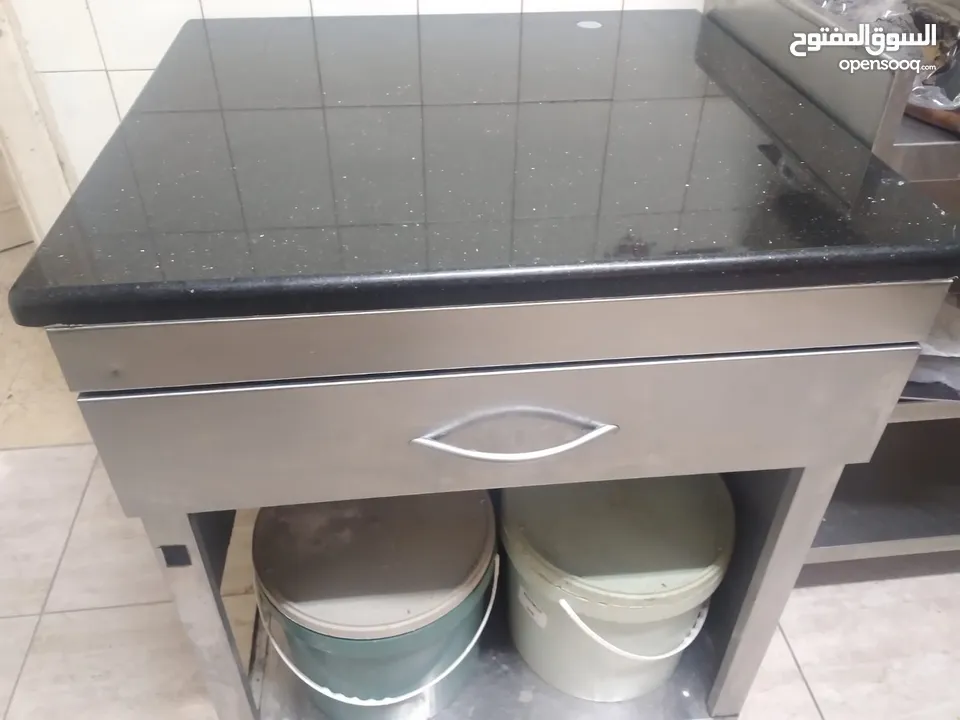 غريل صاج وشاركول فرن فريزر شواية شاورما عدد 2 + شواية دجاج 6 اسياخ + ماكينة جبنة سائلة صناعة تركية