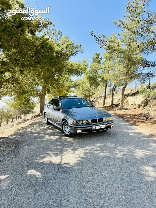 BMW E39 525