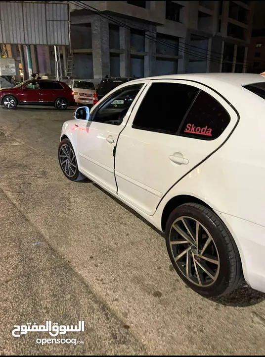 سكودا رمش 2010