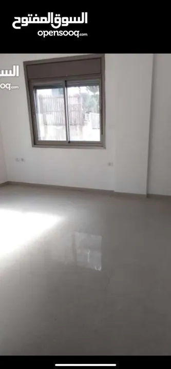 ثلاث غرف نوم غير مفروشة للايجار مدخل خاص