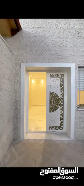 شقه للبيع بتلاع العلي