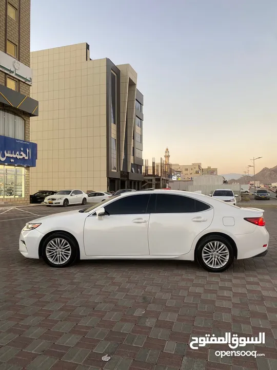 لكزس ES350 2017  نظيف جدا البيع او التمويل 7 سنوات