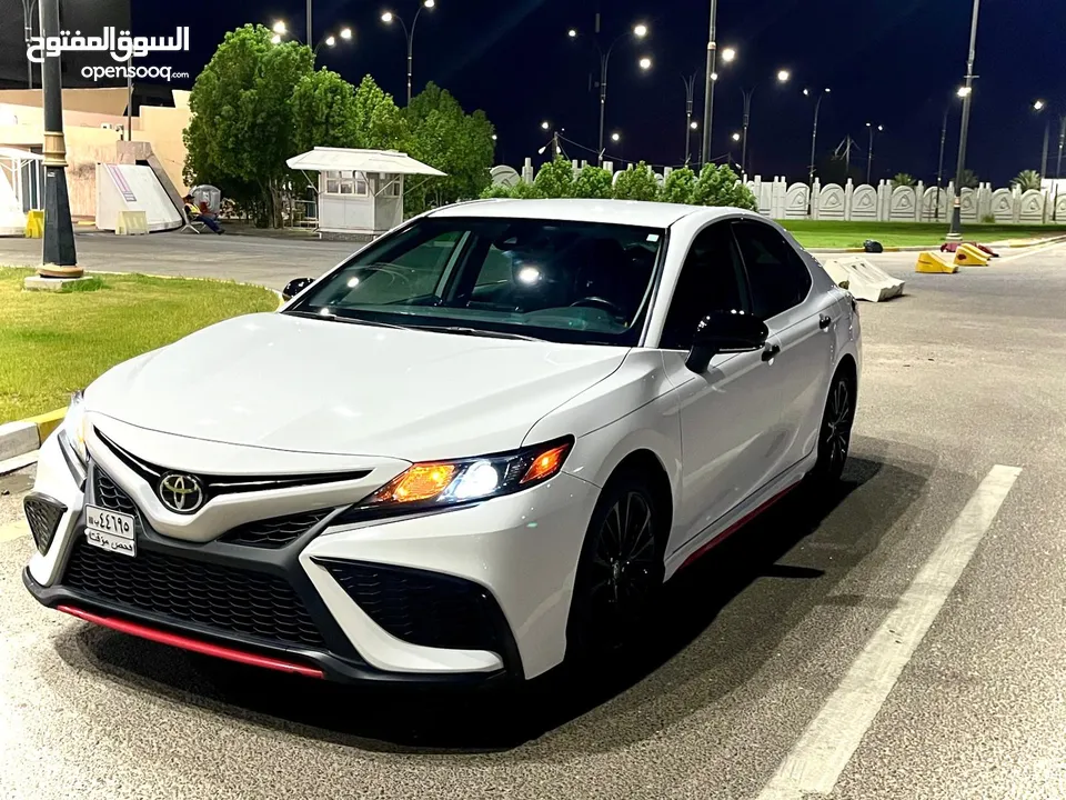 2022 Toyota Camry SE