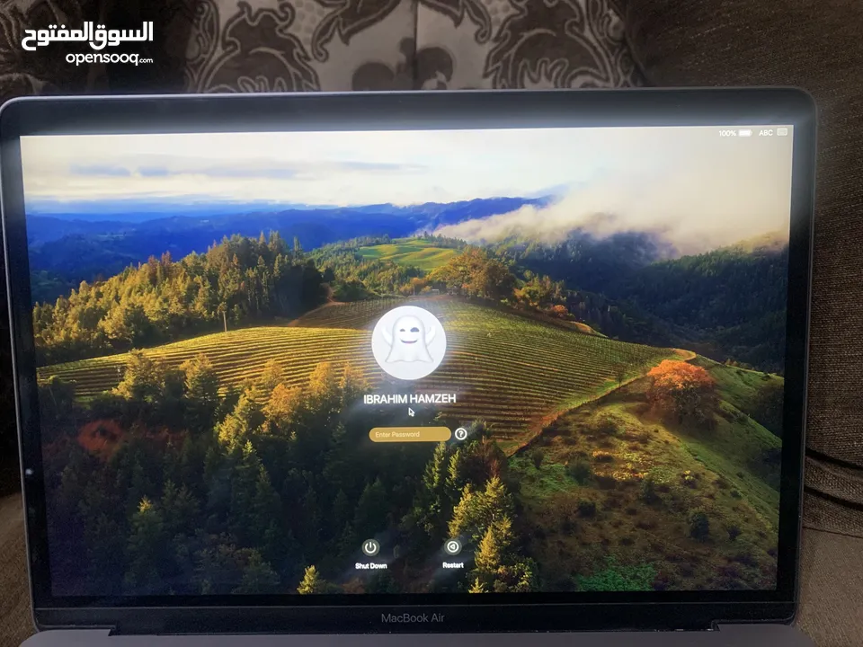 Macbook air 2020 core i3