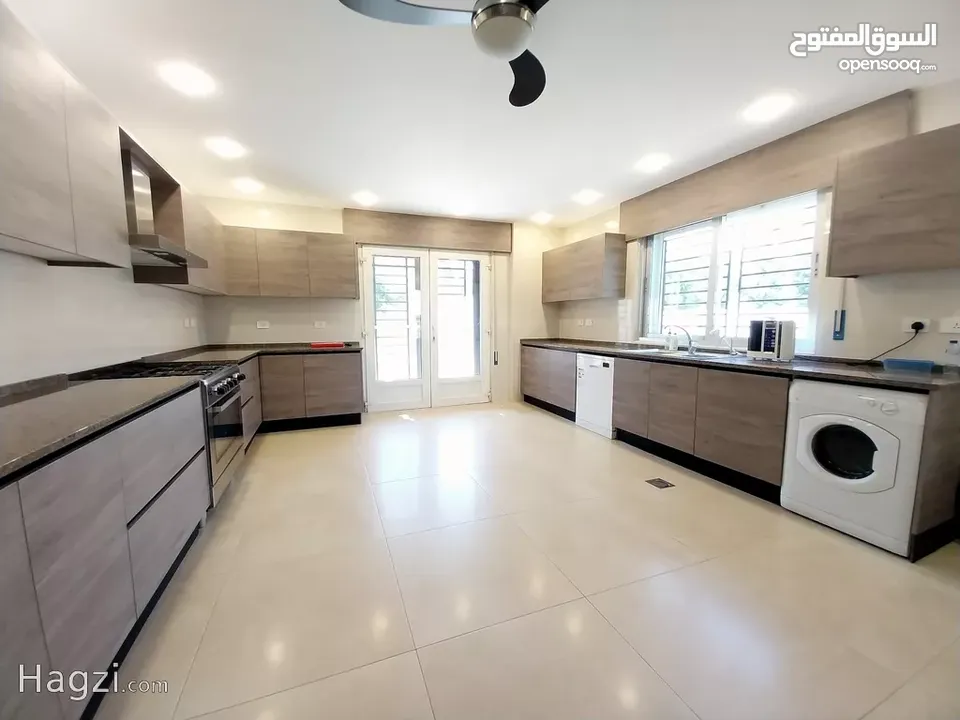 فيلا للايجار في عبدون  ( Property 33552 ) سنوي فقط