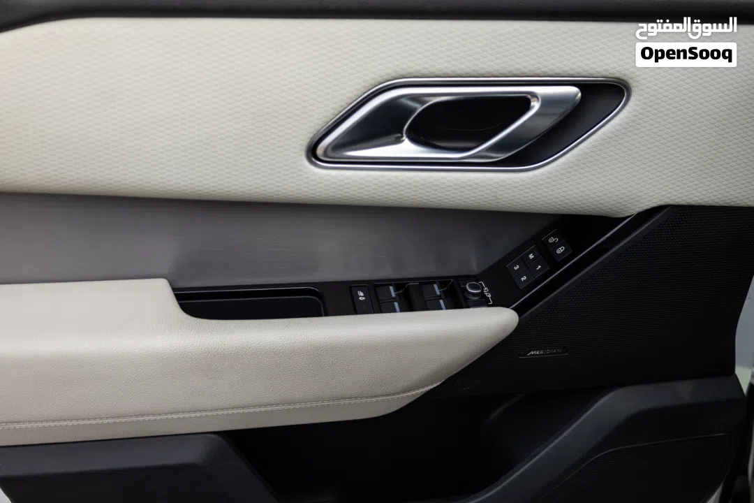 Range Rover Velar P250 S 2020 GCC under Agency Warranty with Flexible Down-Payment.