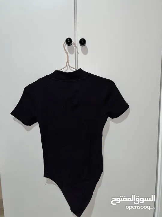 Women’s Classic Black Crew Neck T-Shirt