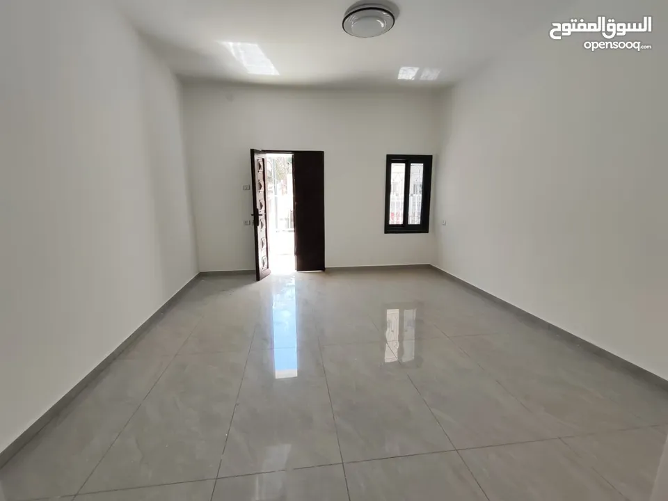 شقة للبيع – الرام  أول نزول الكسارات قرب سوبر ماركت السلايمة