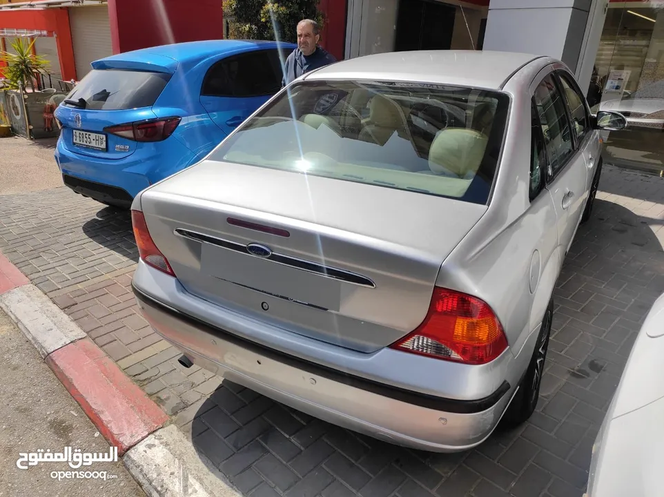 فورد فوكس 2003 أوتوماتيك بحالة ممتازة يد 2 ترخيص وتأمين