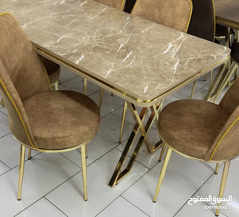 Extendable Dining table set with 6 chairs and 4 chairs