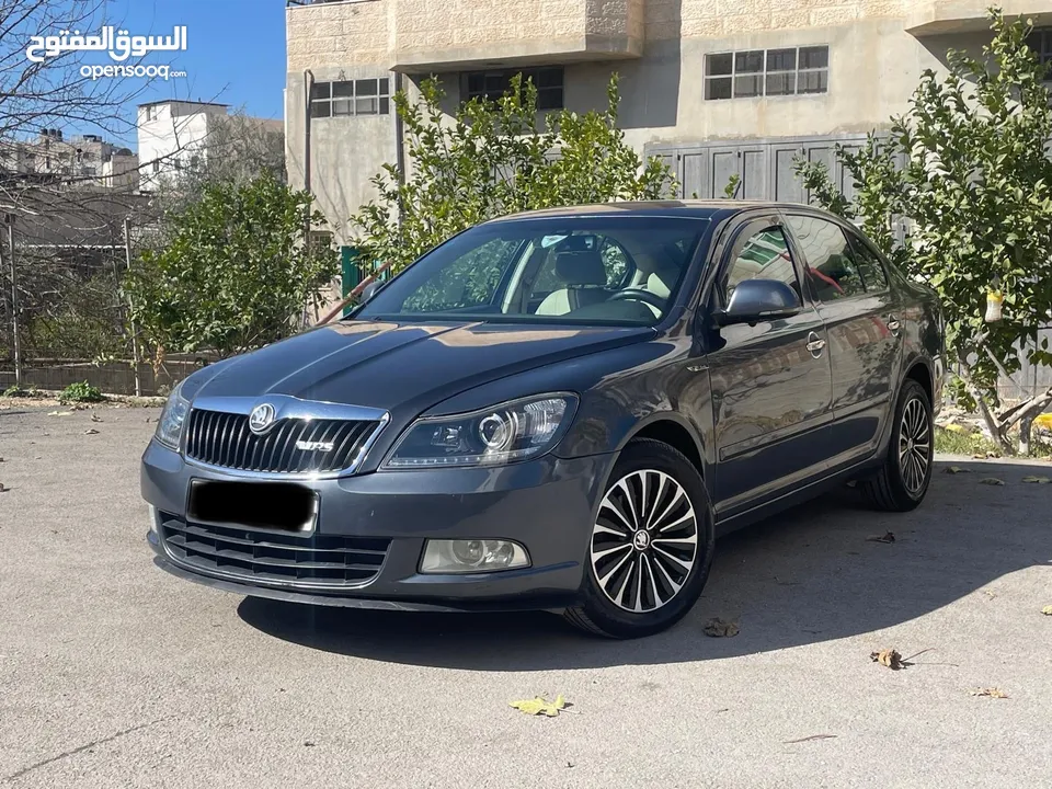 سكودا اوكتافيا رمش
