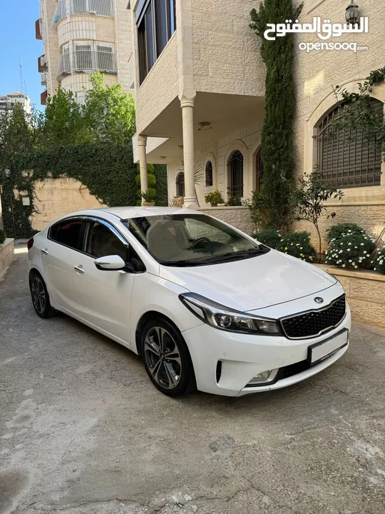 كيا k3 2017   بسعر  مغري  فل  اضافات  اصل برايفت