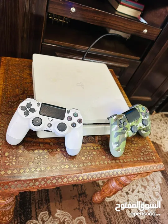 Playstation 4 Slim  بلاستيشن 4 مهكر